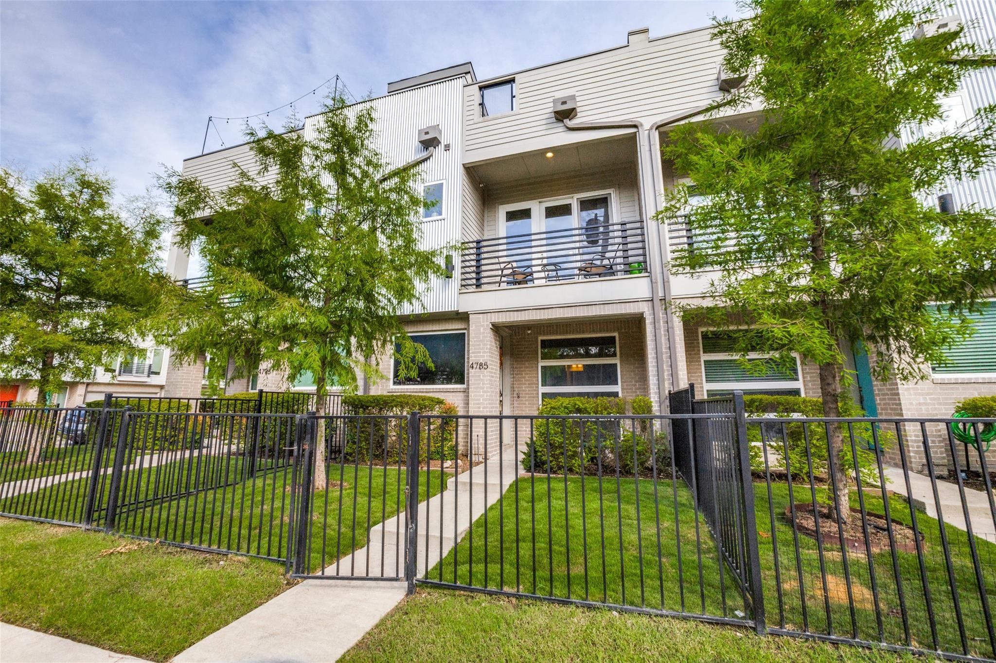 4785 Asher Place