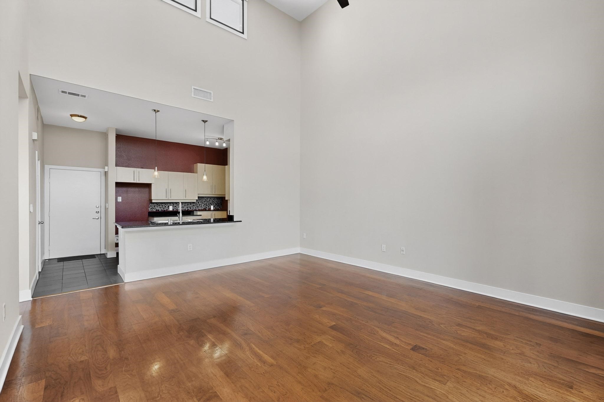 4414 Cedar Springs Road 323