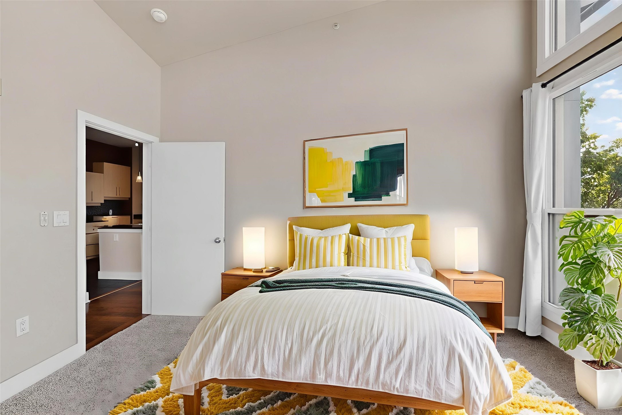 4414 Cedar Springs Road 323