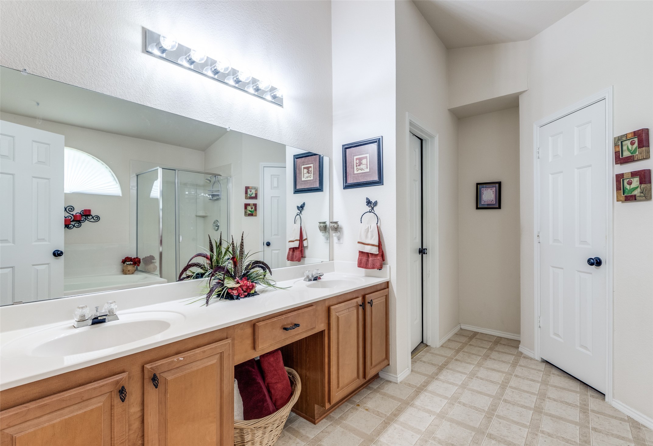 1933 Bradford Pear Square