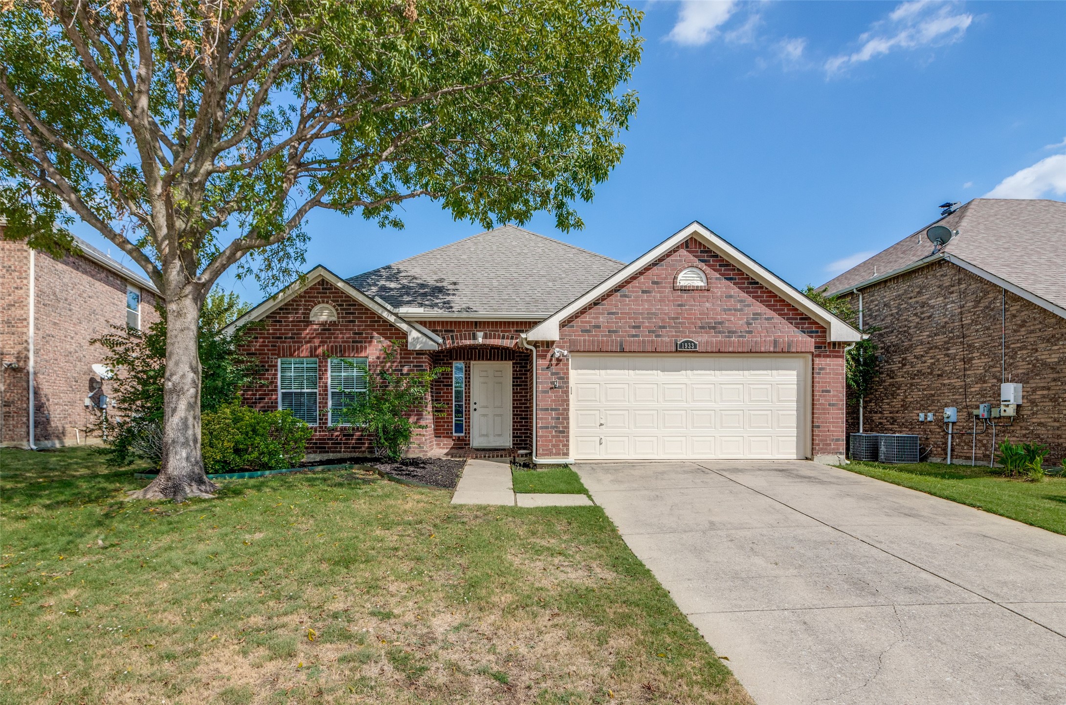 1933 Bradford Pear Square