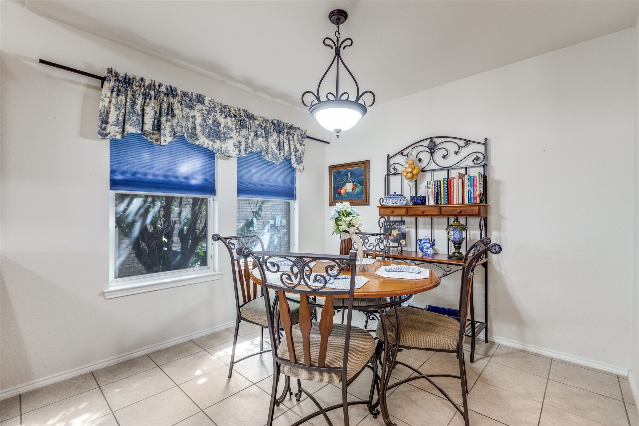 1933 Bradford Pear Square