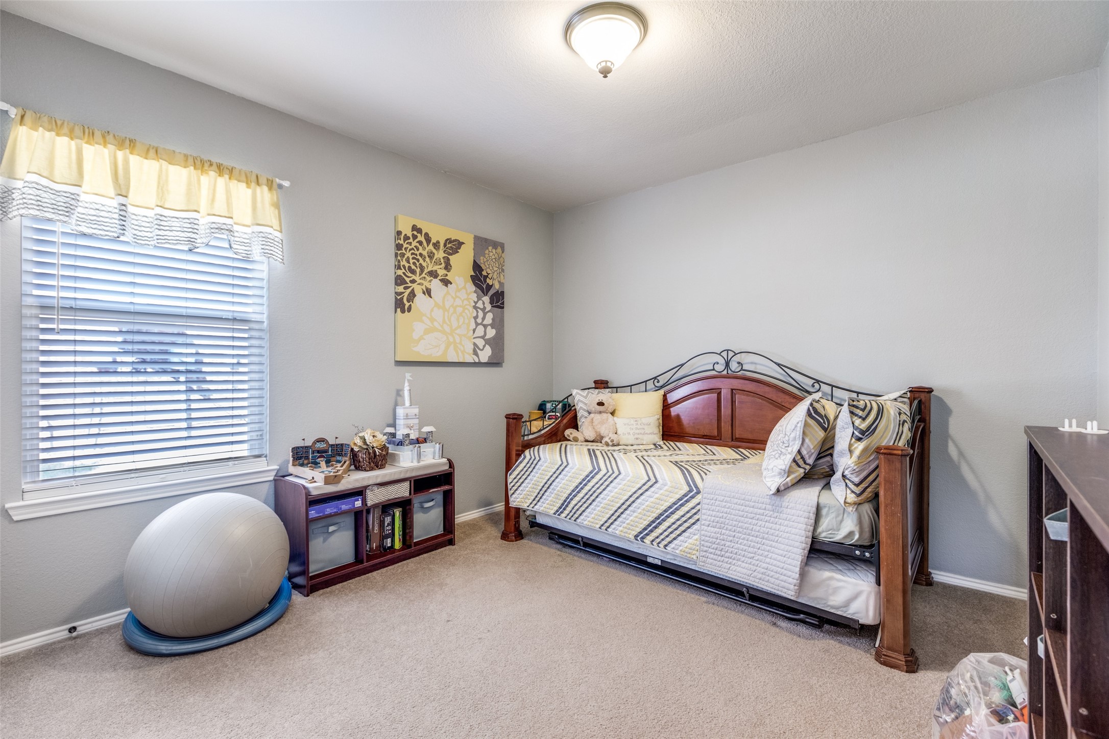 1933 Bradford Pear Square