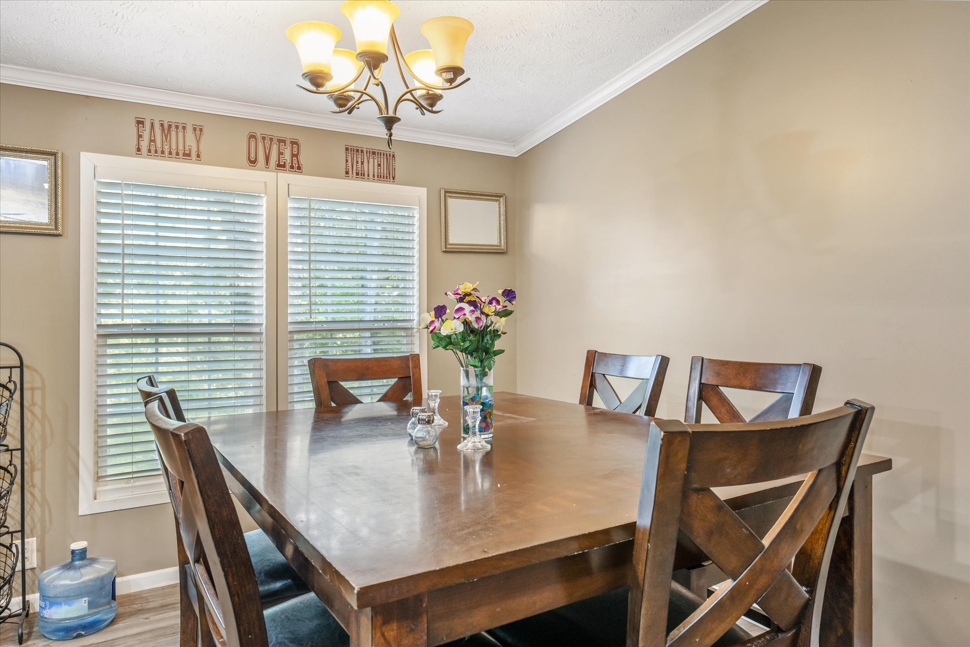 13902 E Travis Lane