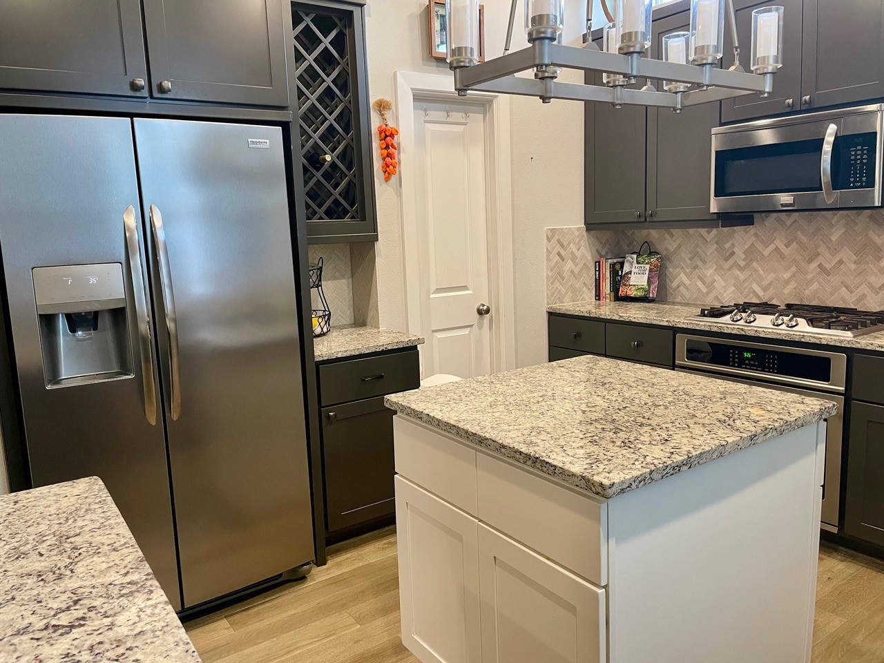 6755 Highclere Manor Lane