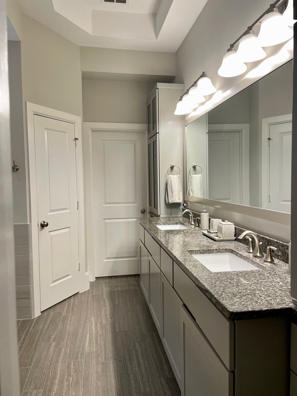 6755 Highclere Manor Lane