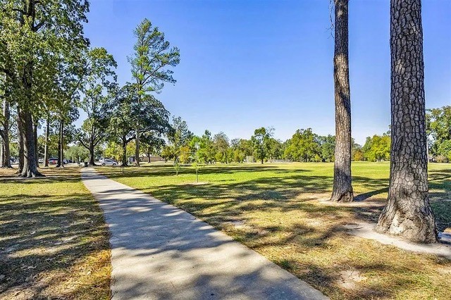 6755 Highclere Manor Lane