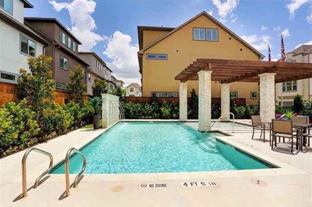 6755 Highclere Manor Lane