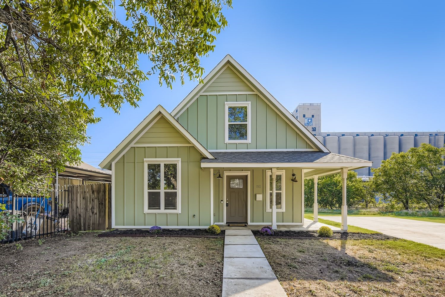 1911 Galveston Avenue