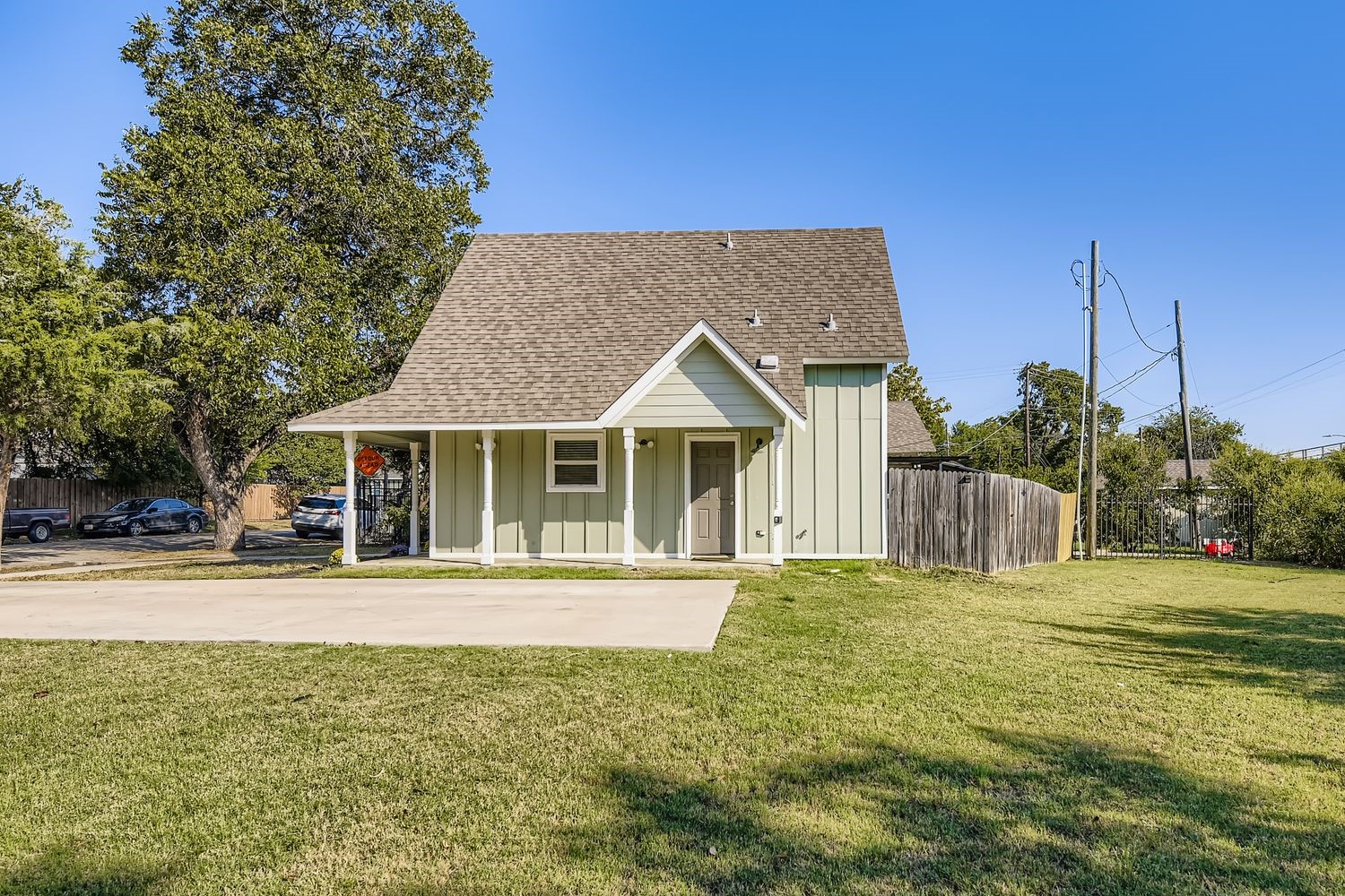 1911 Galveston Avenue