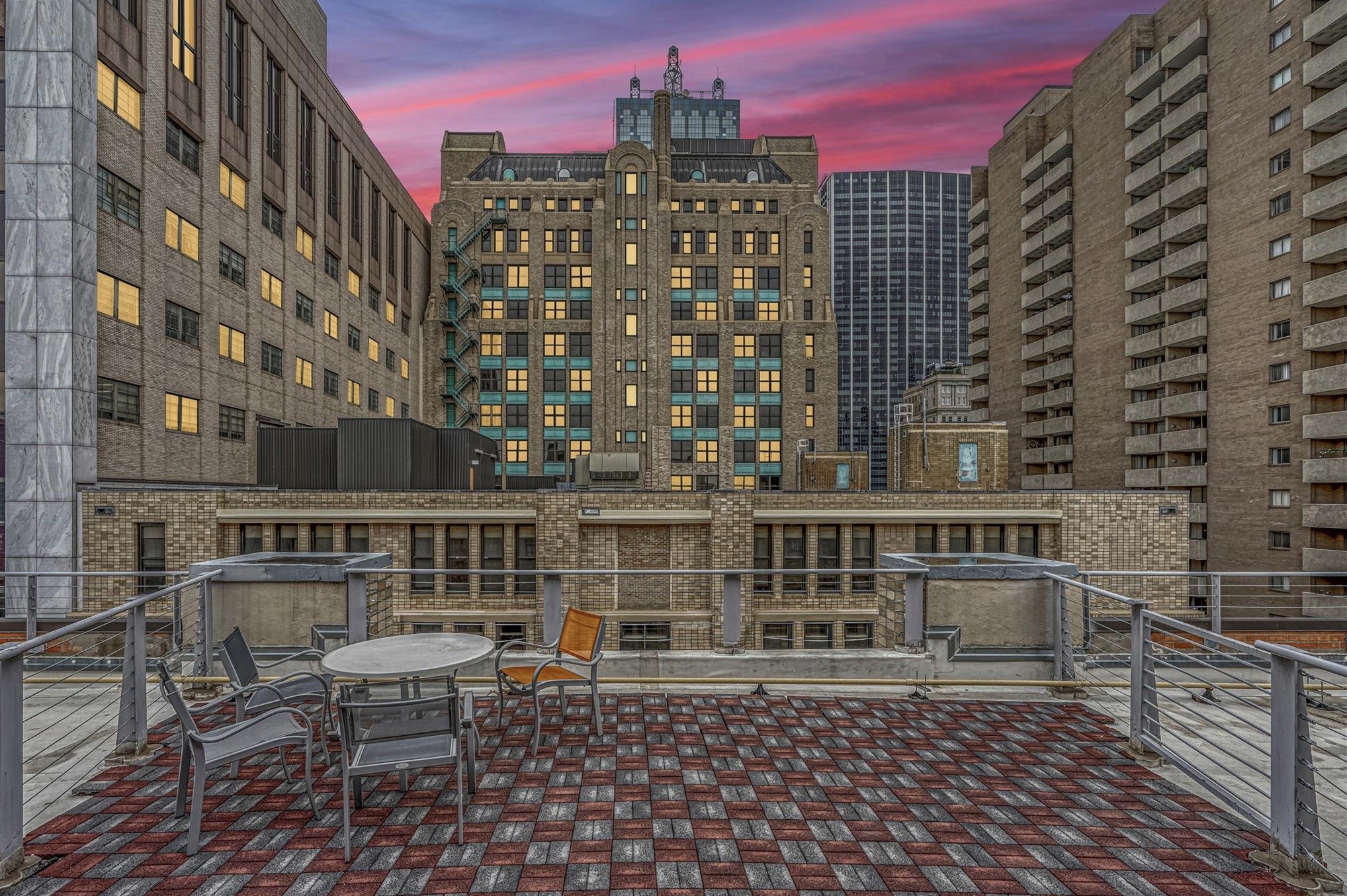 1122 Jackson Street 711