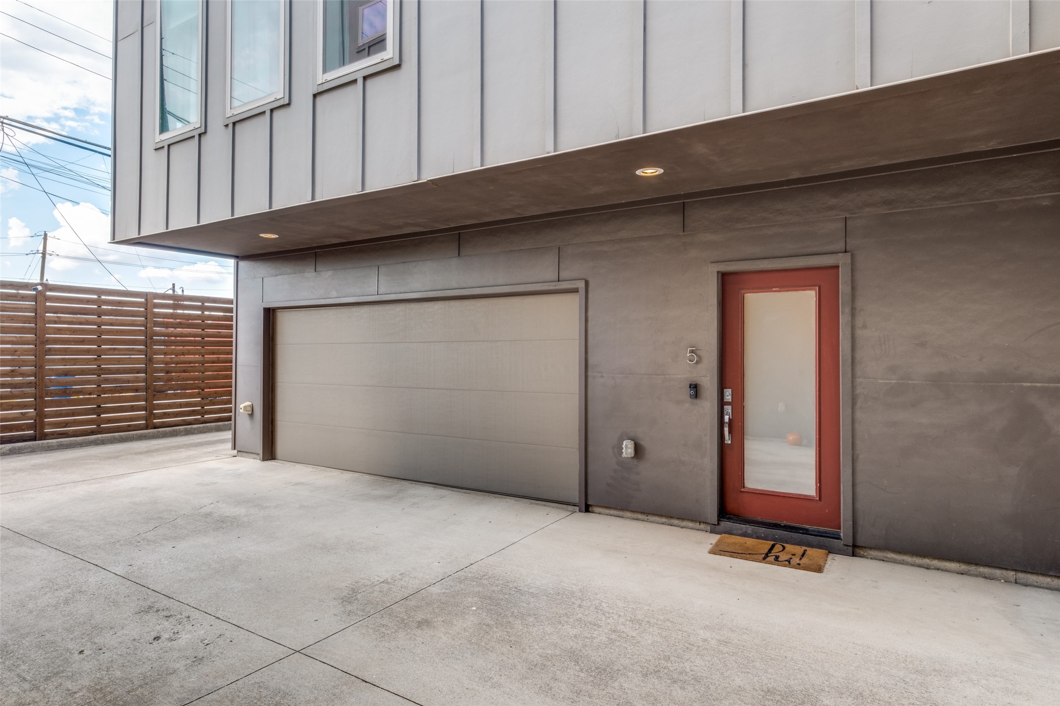 1811 Euclid Avenue 5