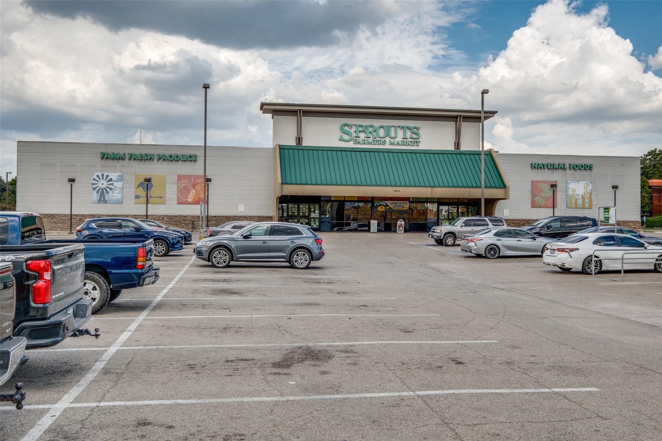 1811 Euclid Avenue 5