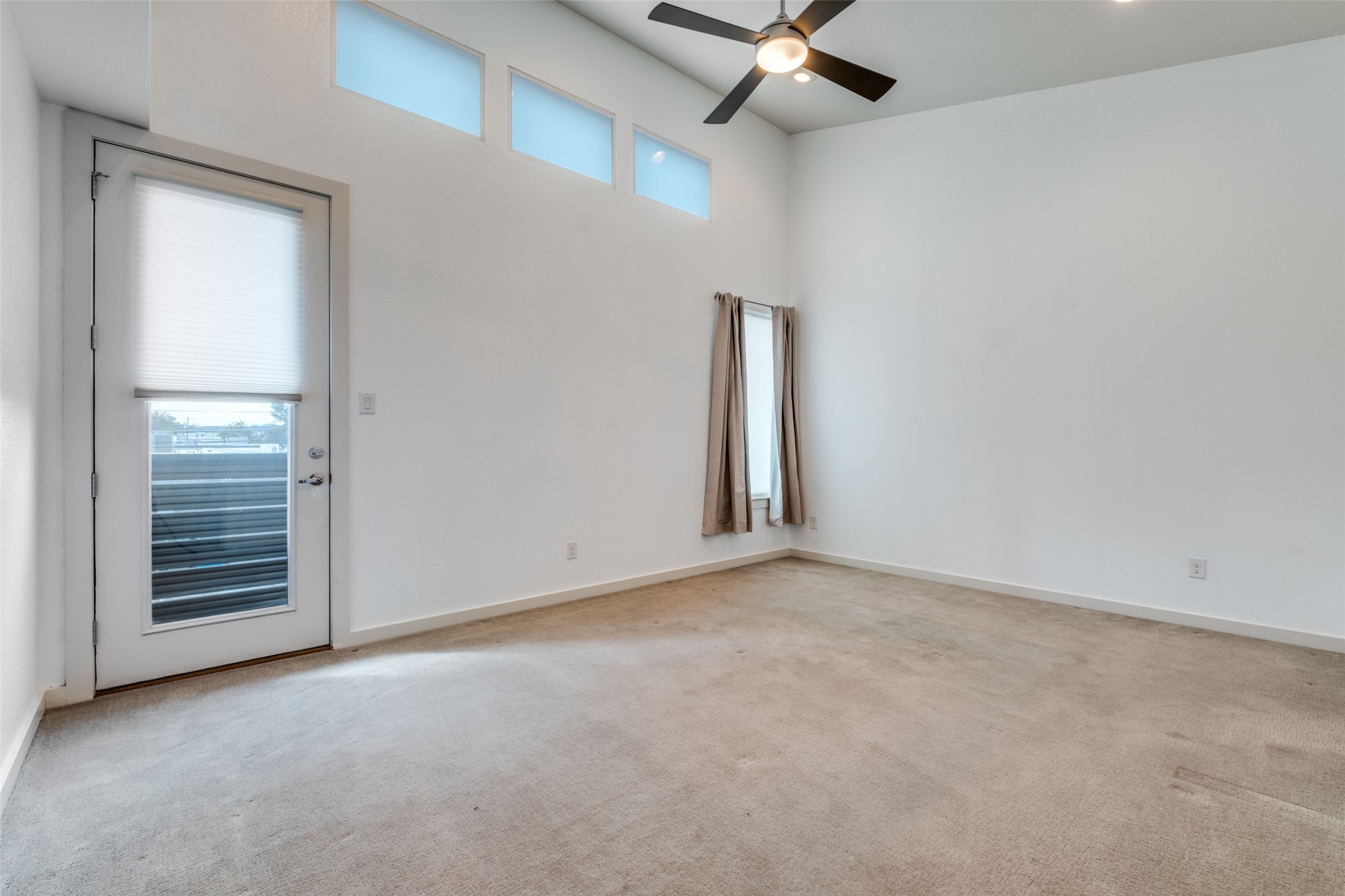 1811 Euclid Avenue 5