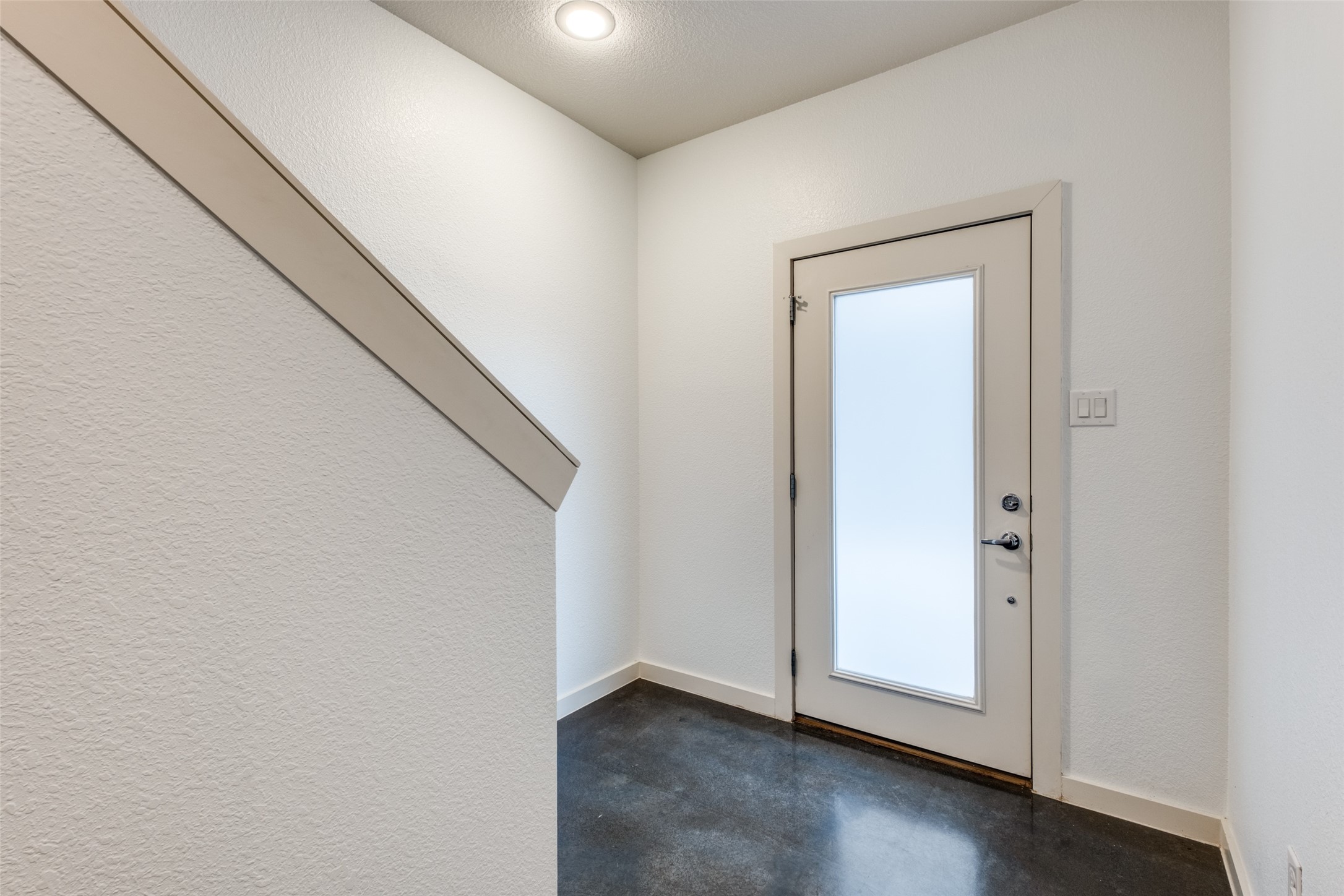 1811 Euclid Avenue 5