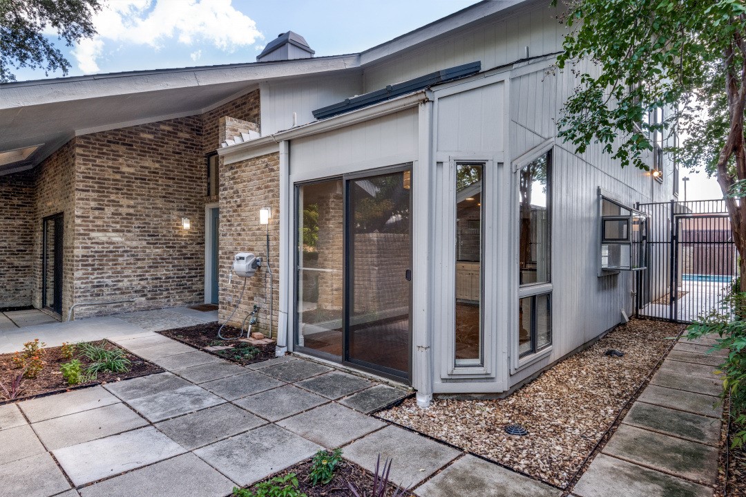 5934 Glen Heather Drive