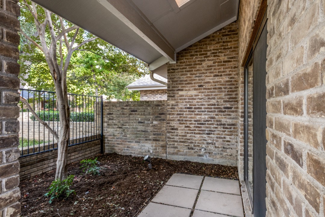 5934 Glen Heather Drive