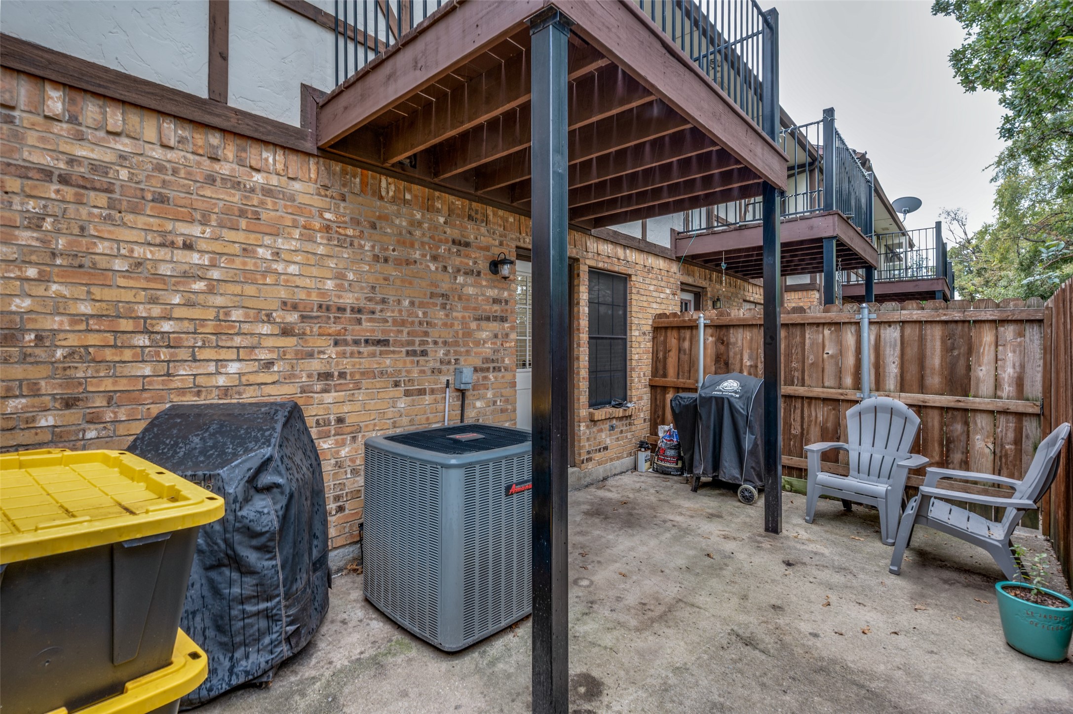 1145 Dallas Drive