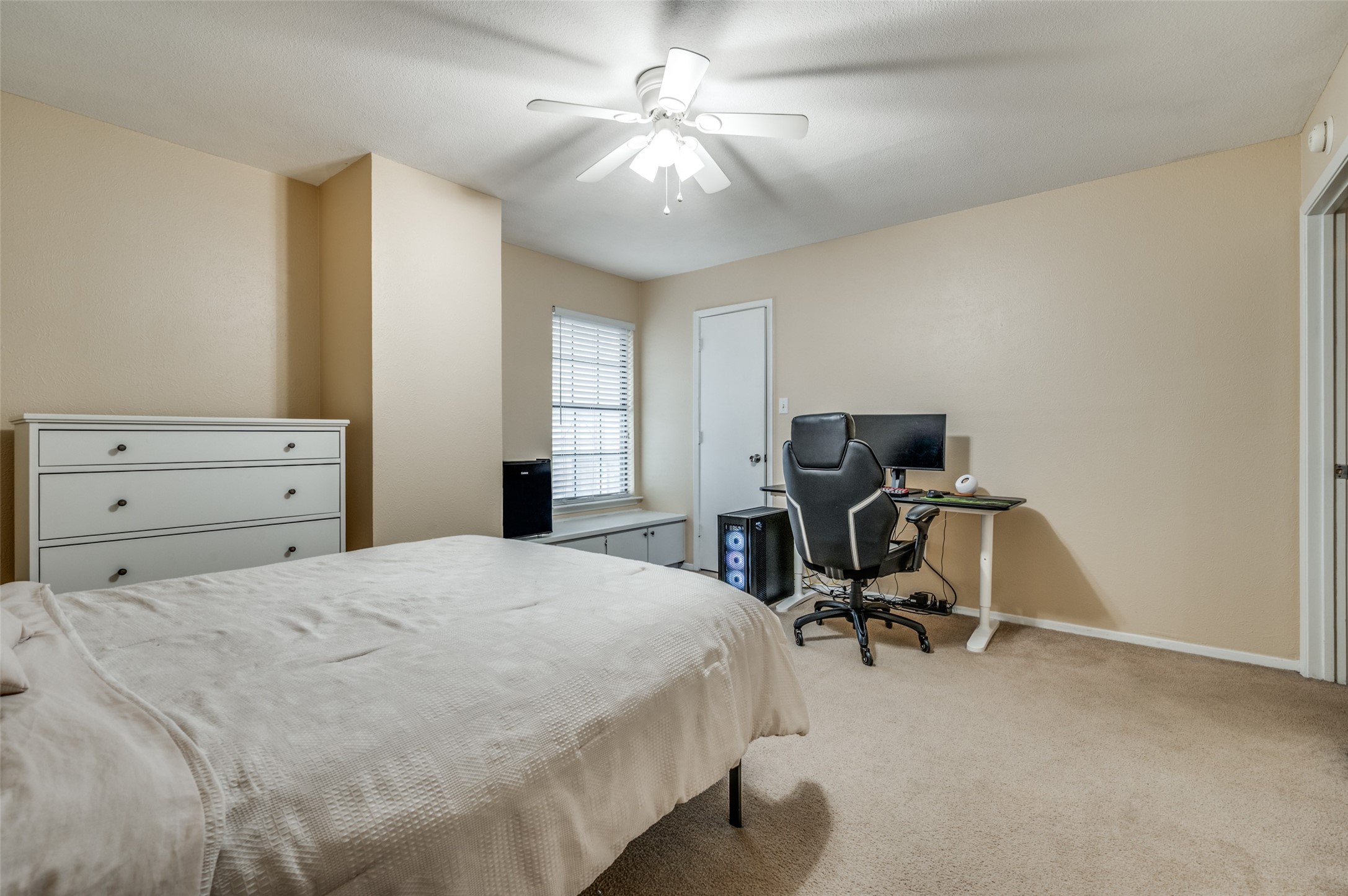 1145 Dallas Drive