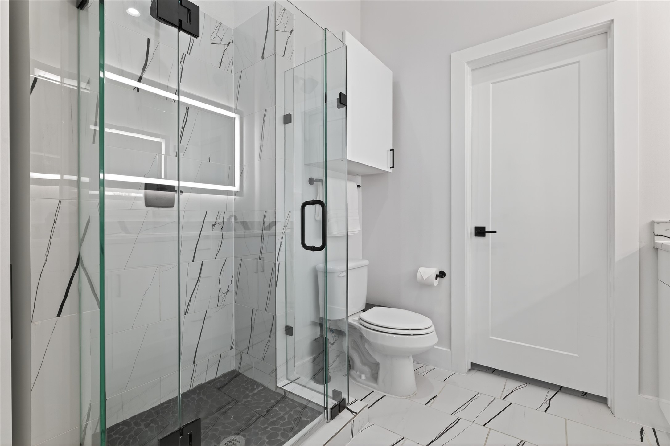 2102 N Prairie Avenue 105