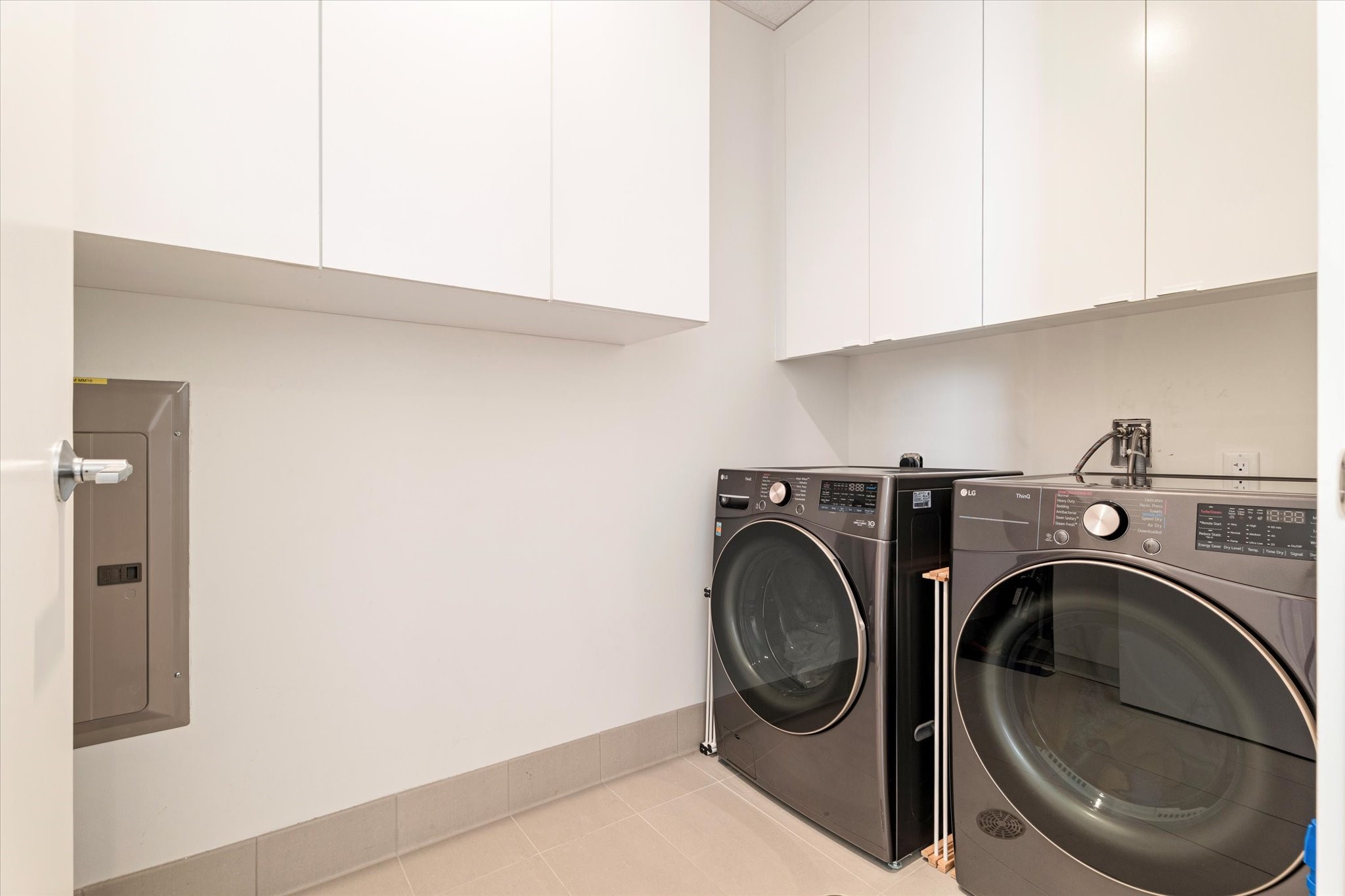 7901 Windrose Avenue 1701