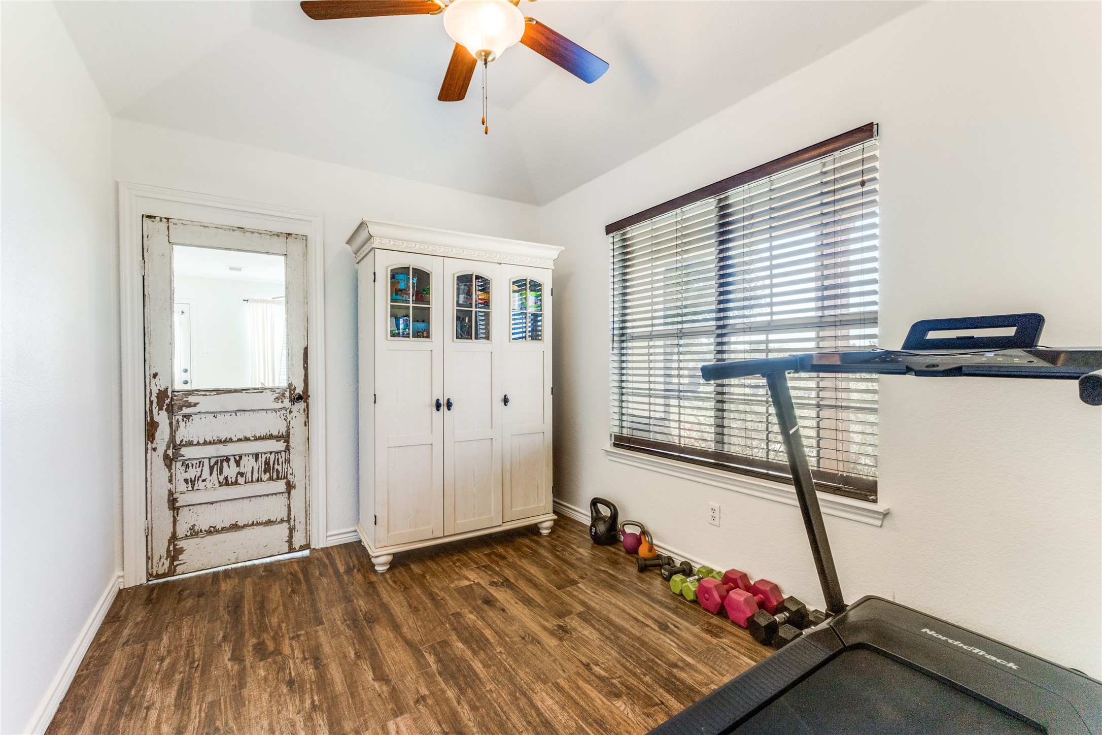 2011 VZ County Road 4123