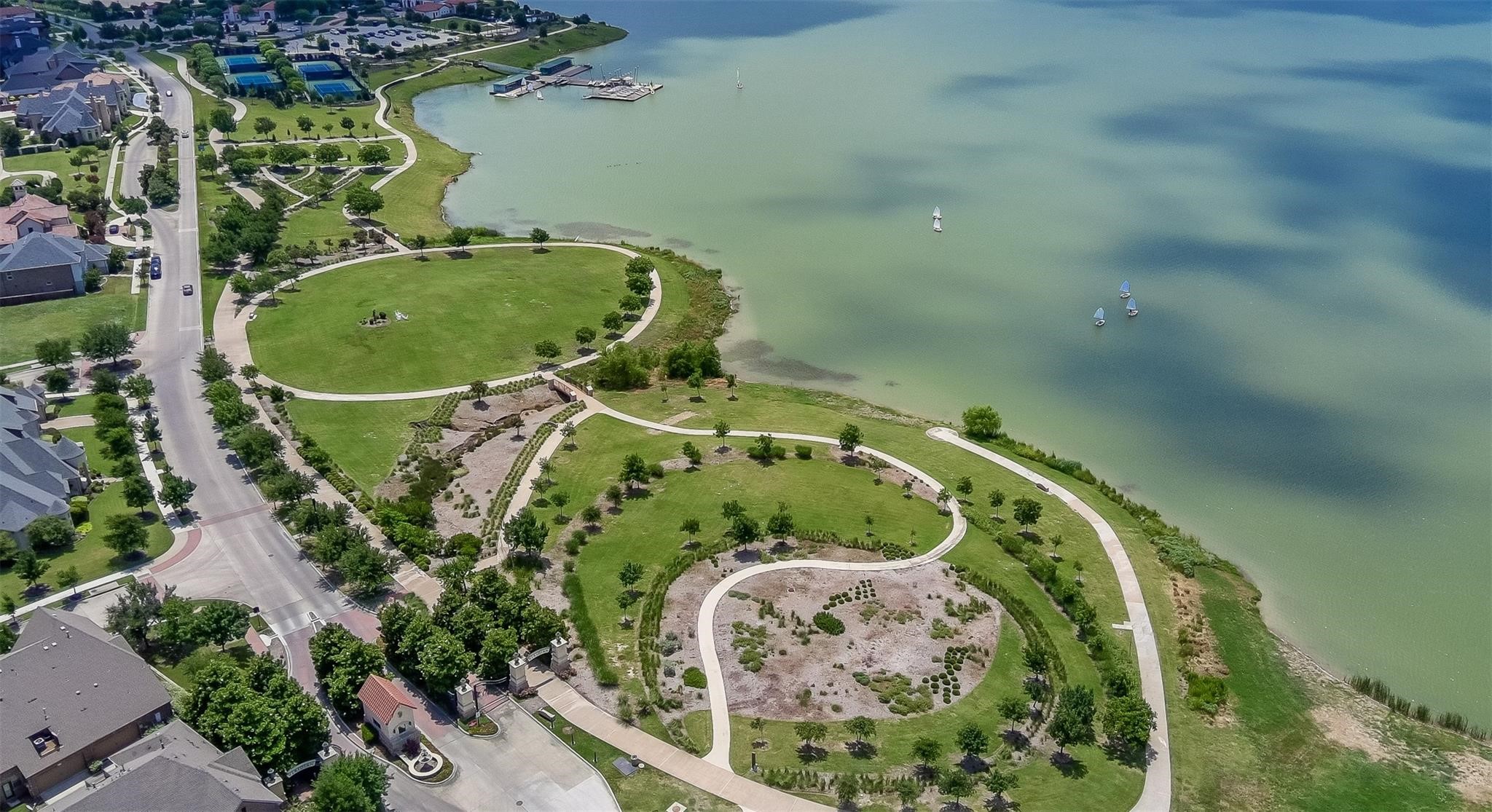 1245 W Harris Hawk Way