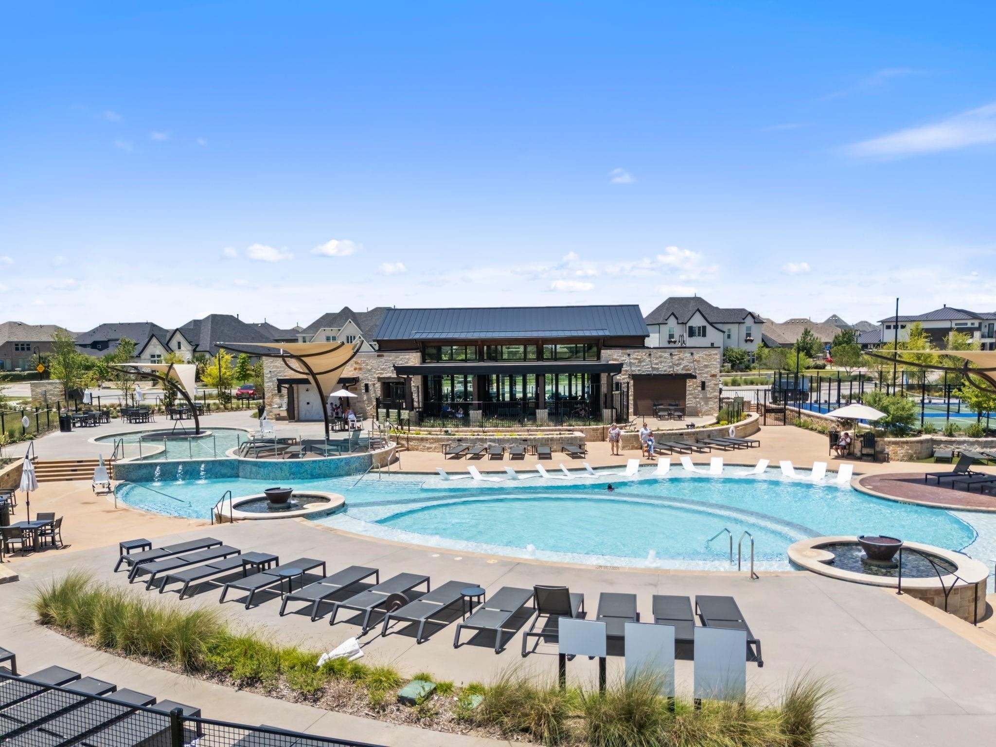 1245 W Harris Hawk Way