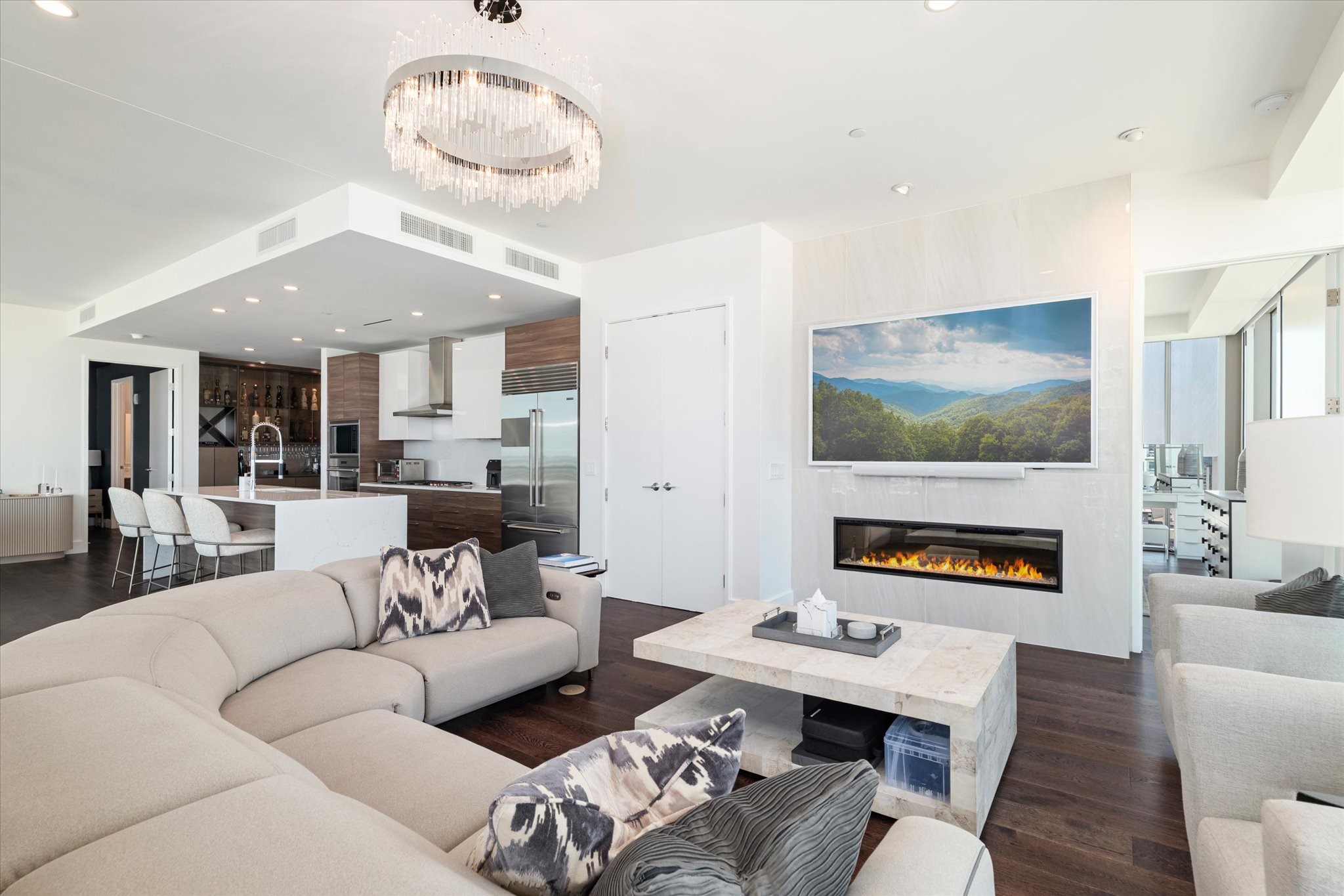 7901 Windrose Avenue 1701