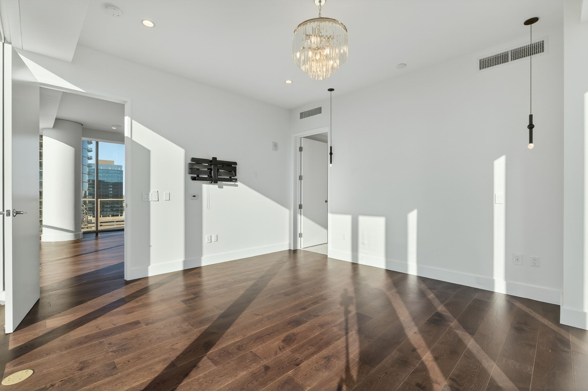 7901 Windrose Avenue 1701