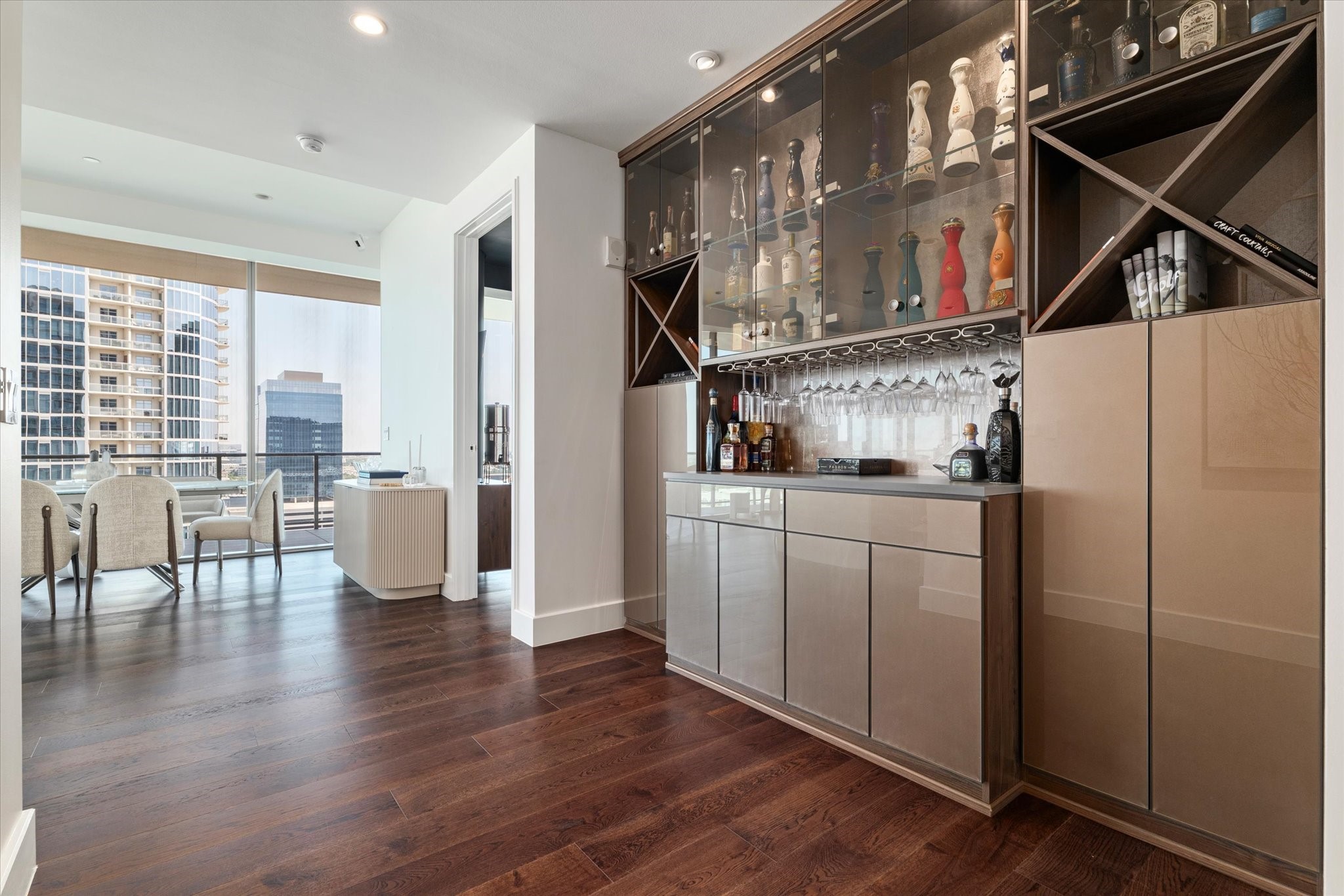 7901 Windrose Avenue 1701