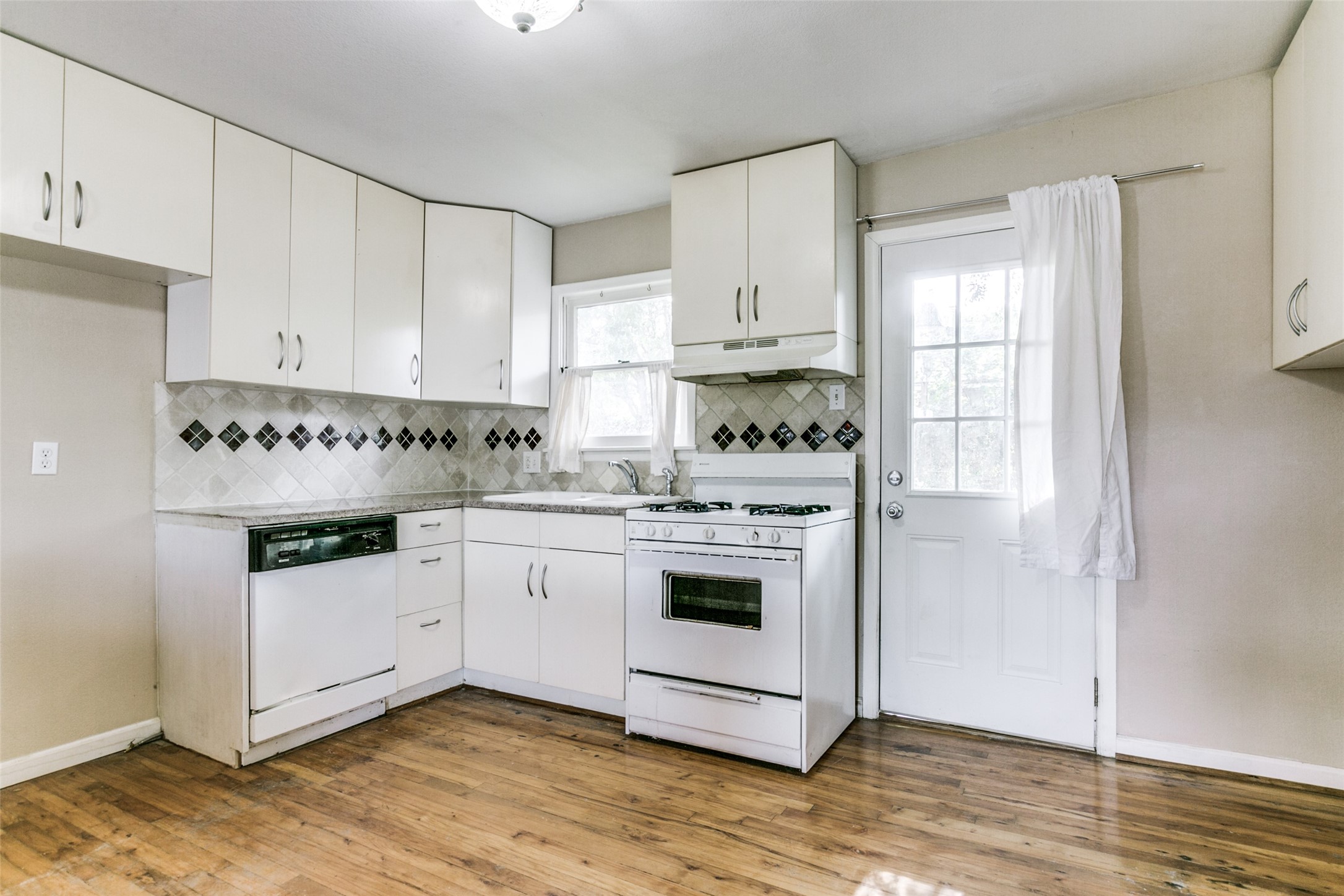 10376 Bel Aire Drive