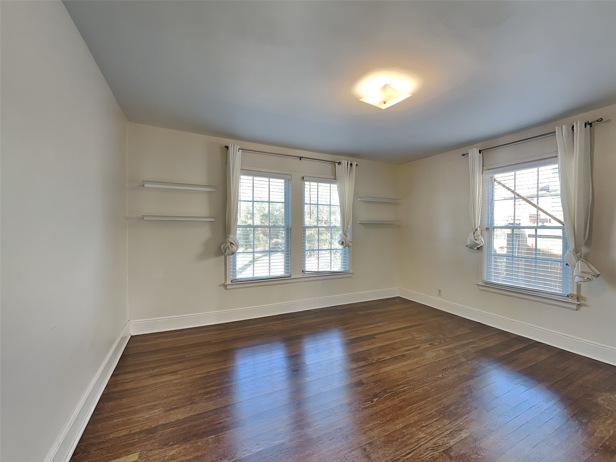 5027 Wenonah Drive