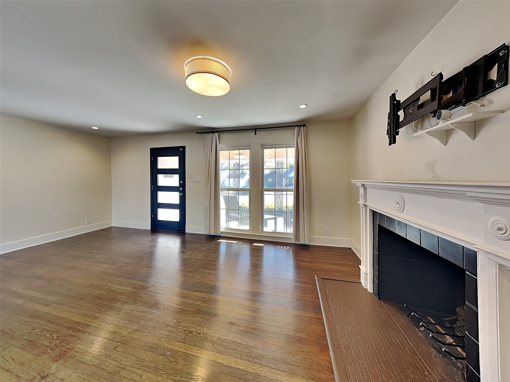 5027 Wenonah Drive