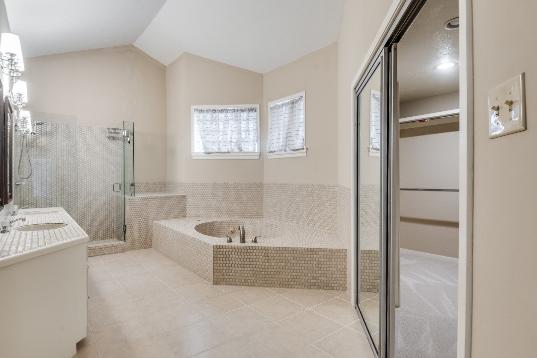 5934 Glen Heather Drive