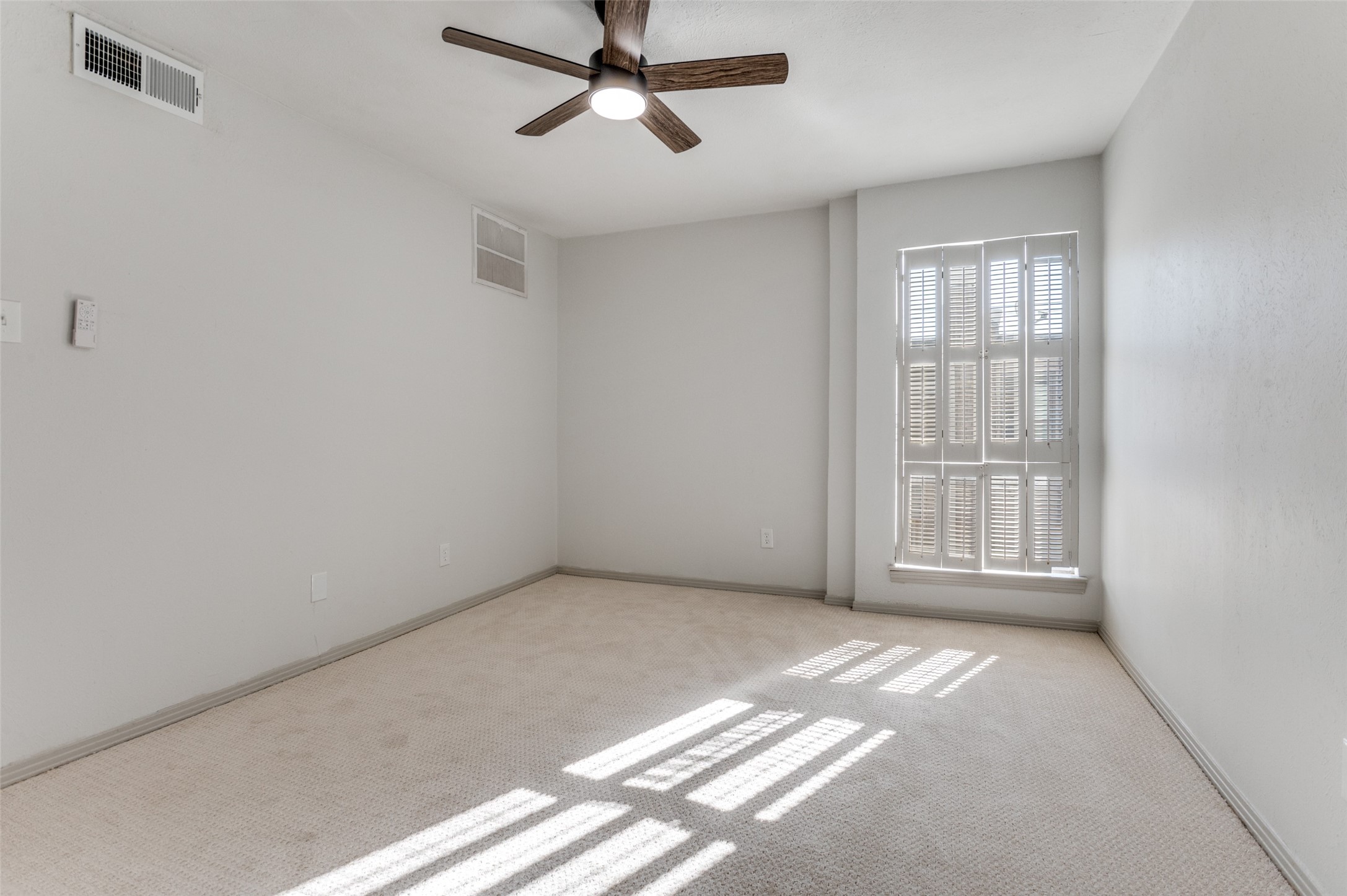 2702 Douglas Avenue 129