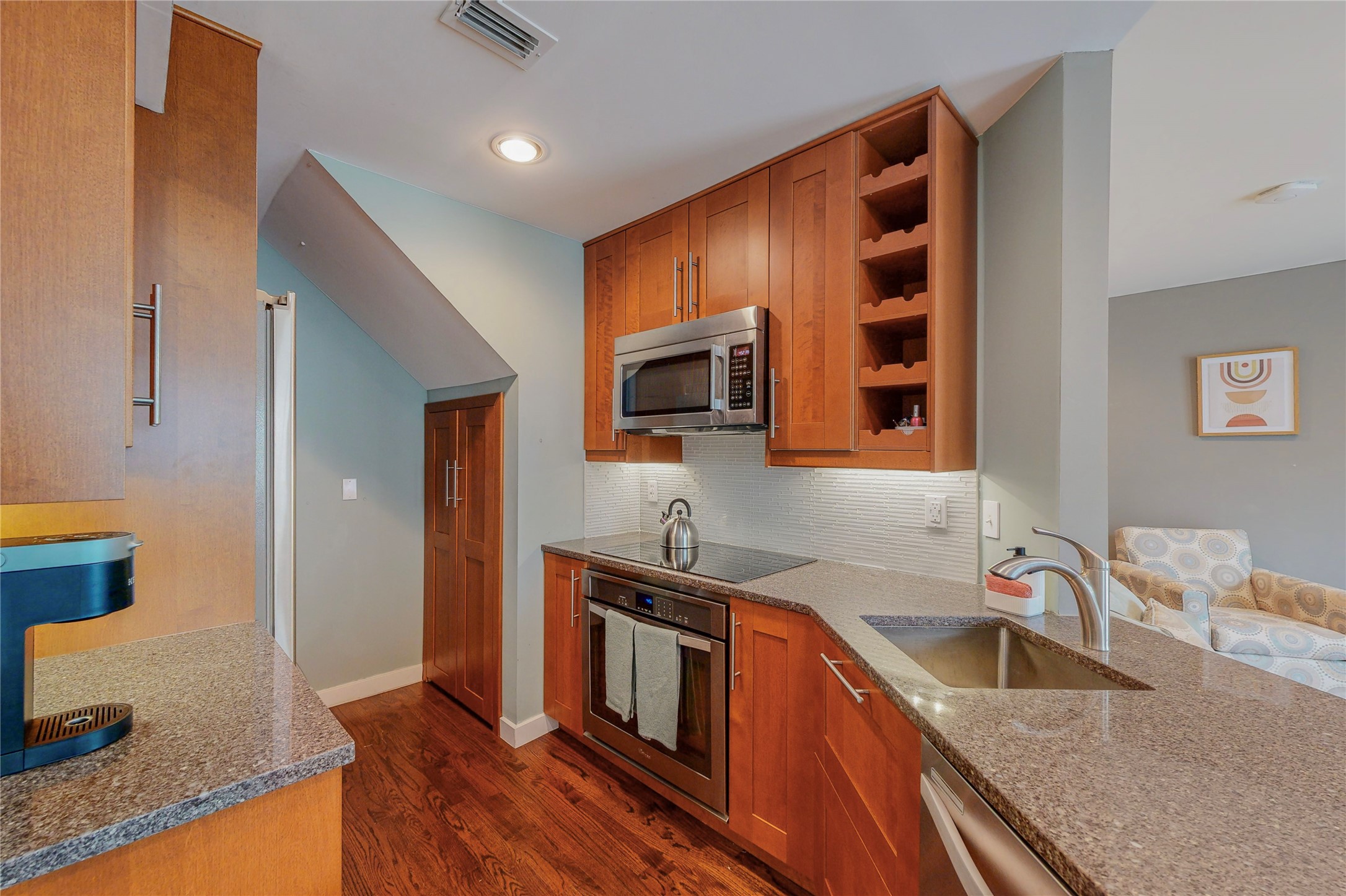 1010 Allen Street 226