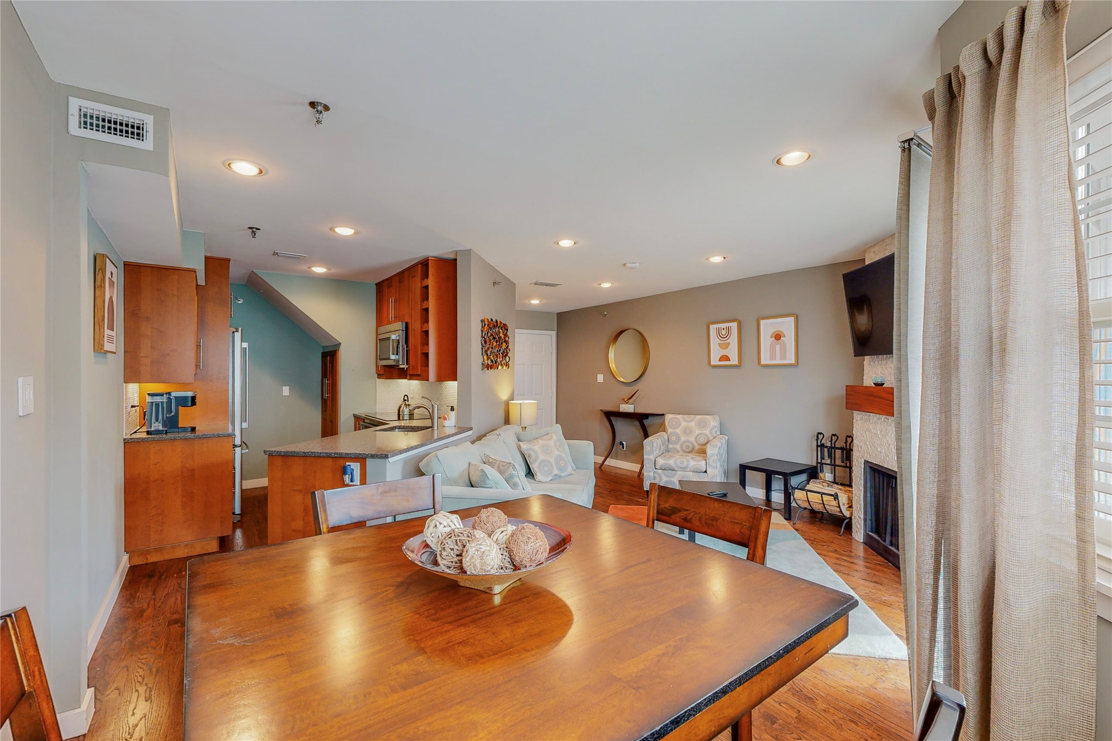 1010 Allen Street 226