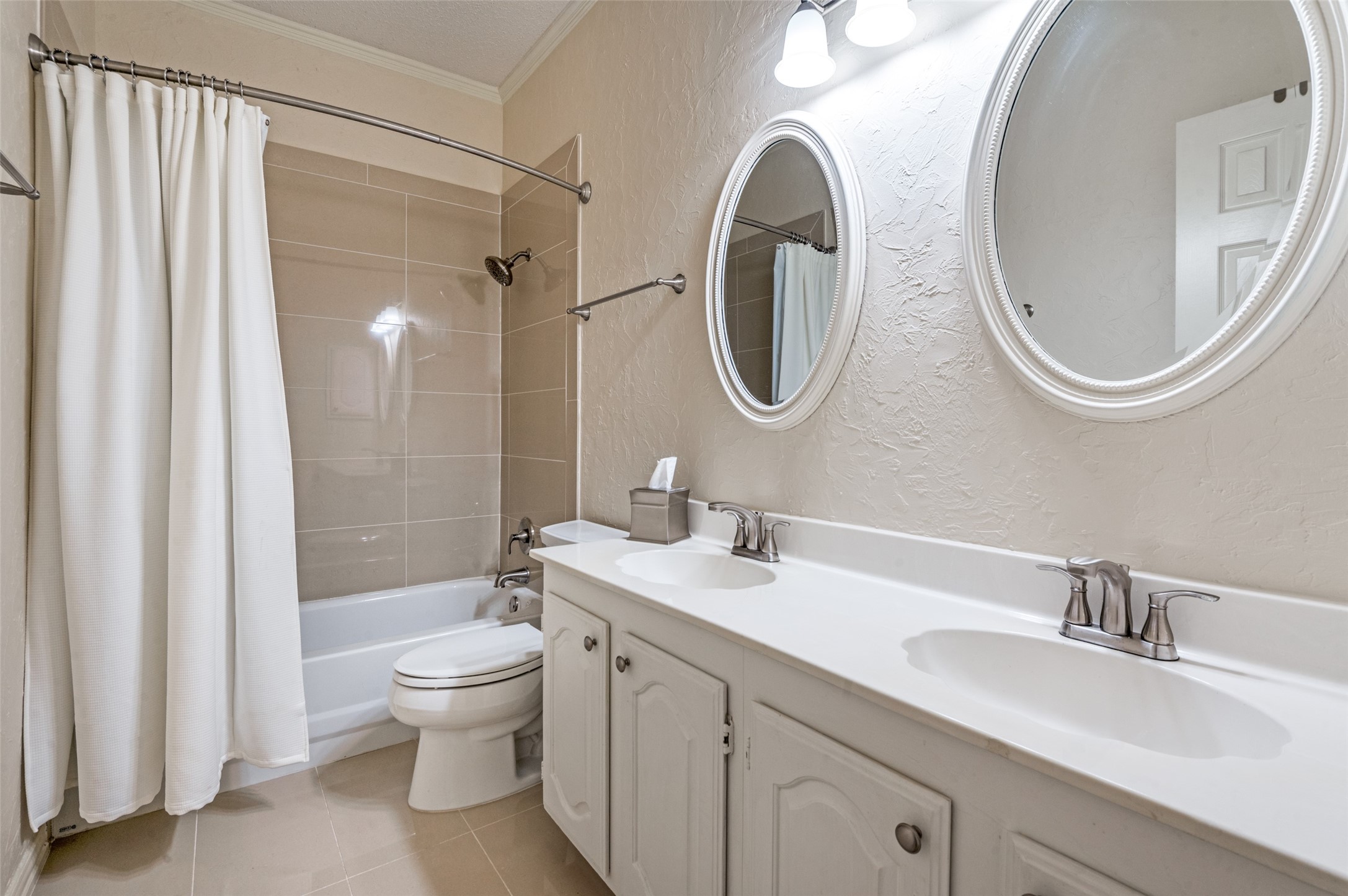 11000 Alexandria Drive