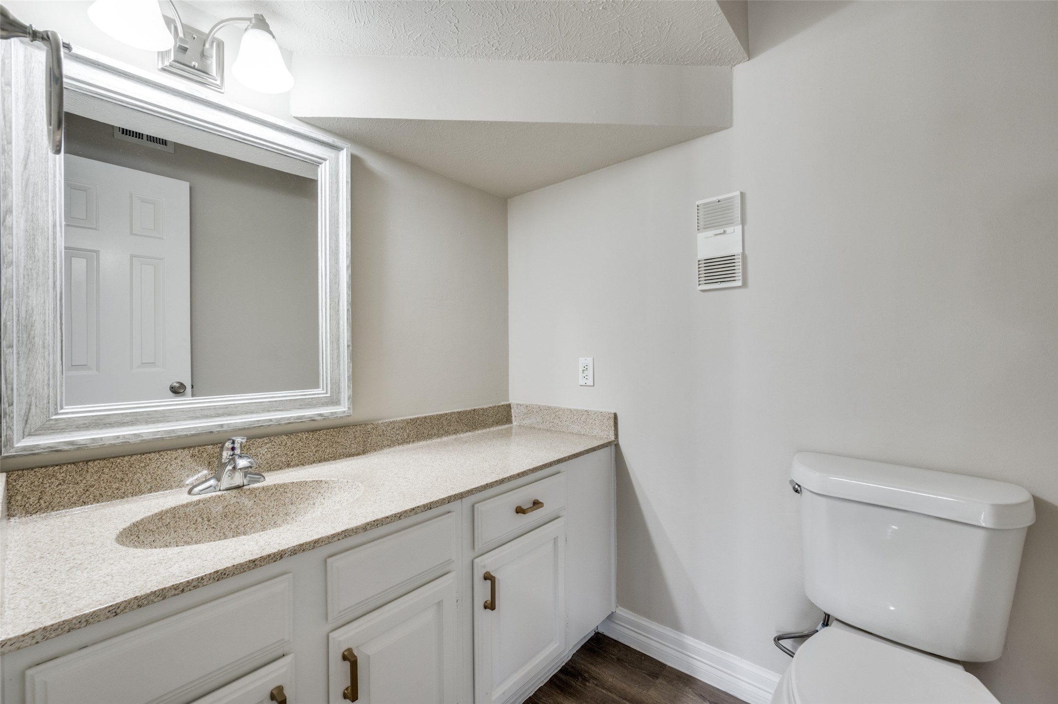 1001 Liberty Street 123