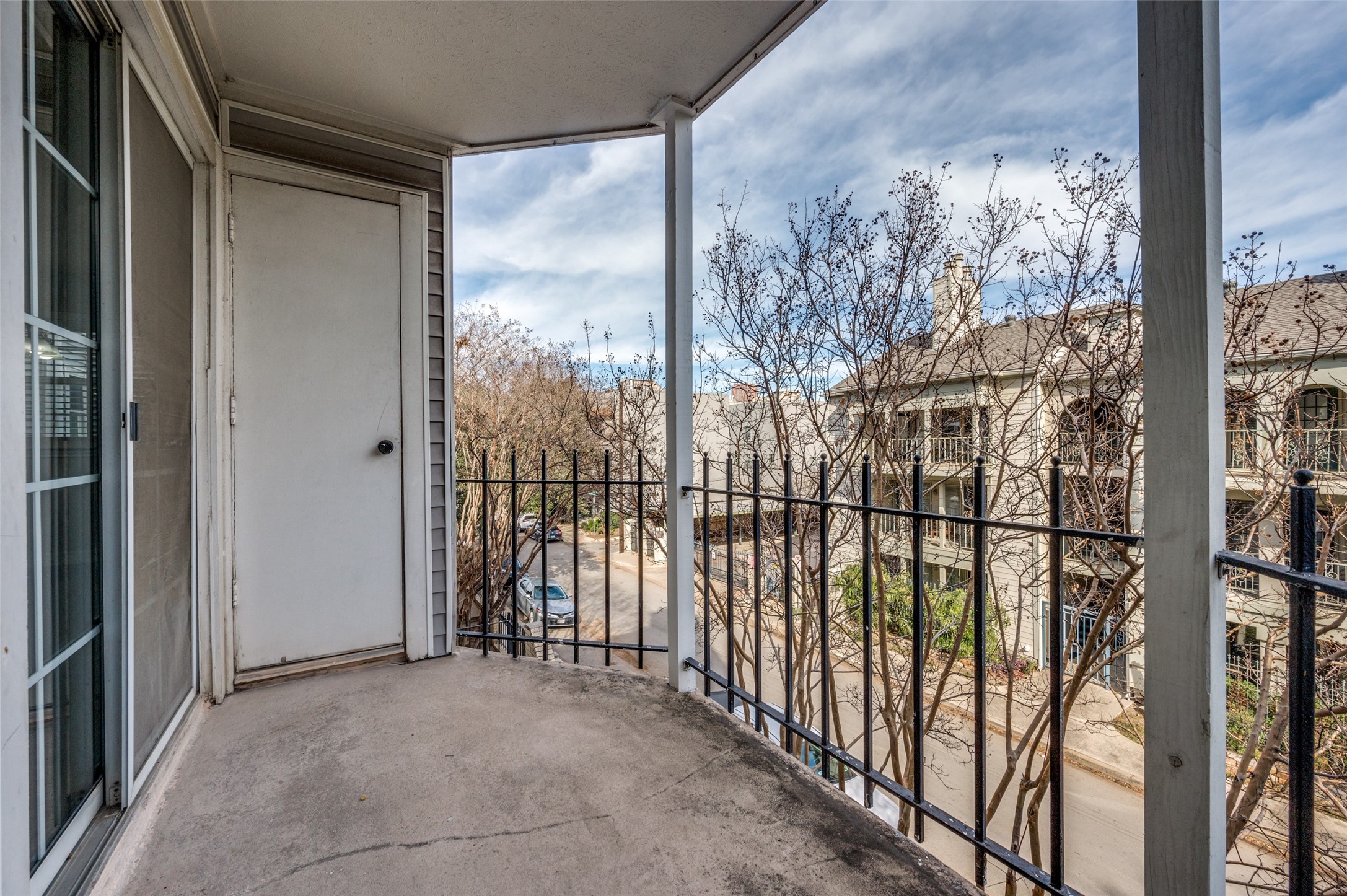 1001 Liberty Street 123