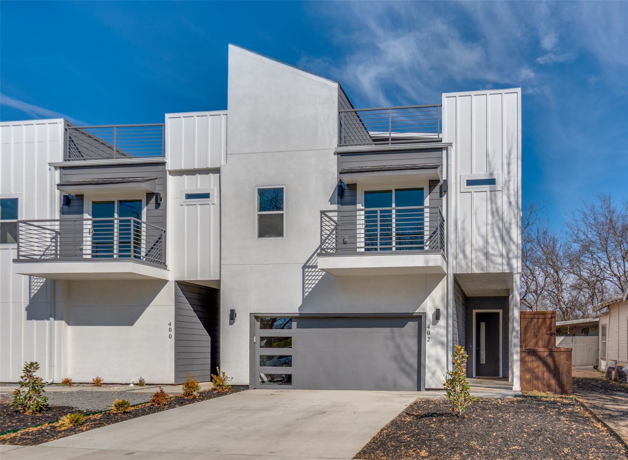 402 S Henderson Avenue