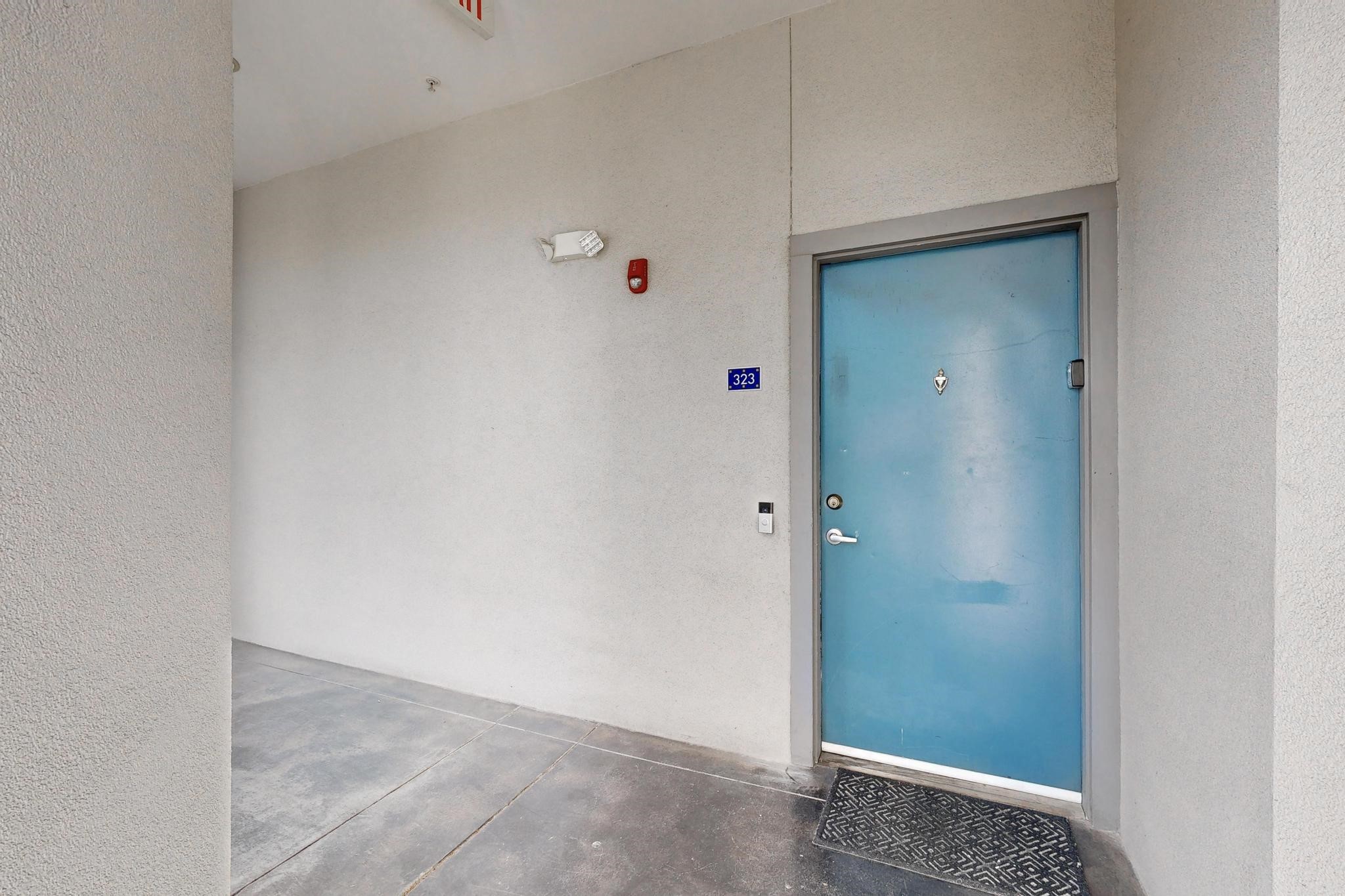 4414 Cedar Springs Road 323