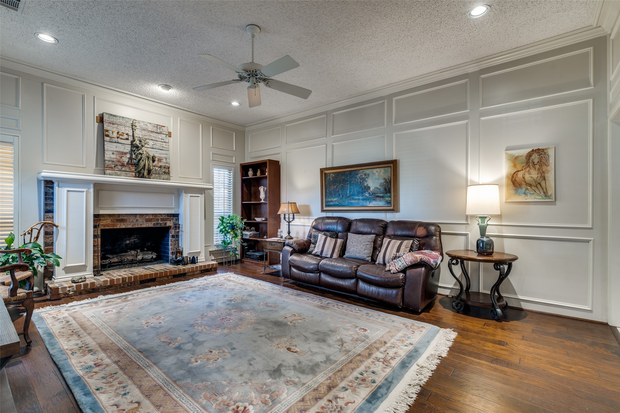 1402 Sherwood Drive