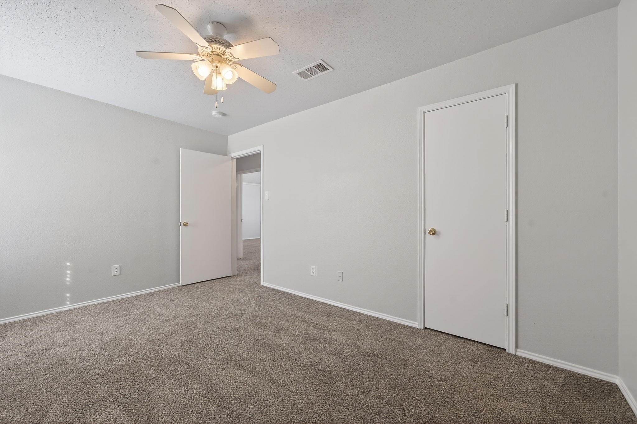 3415 Ivy Glen Drive