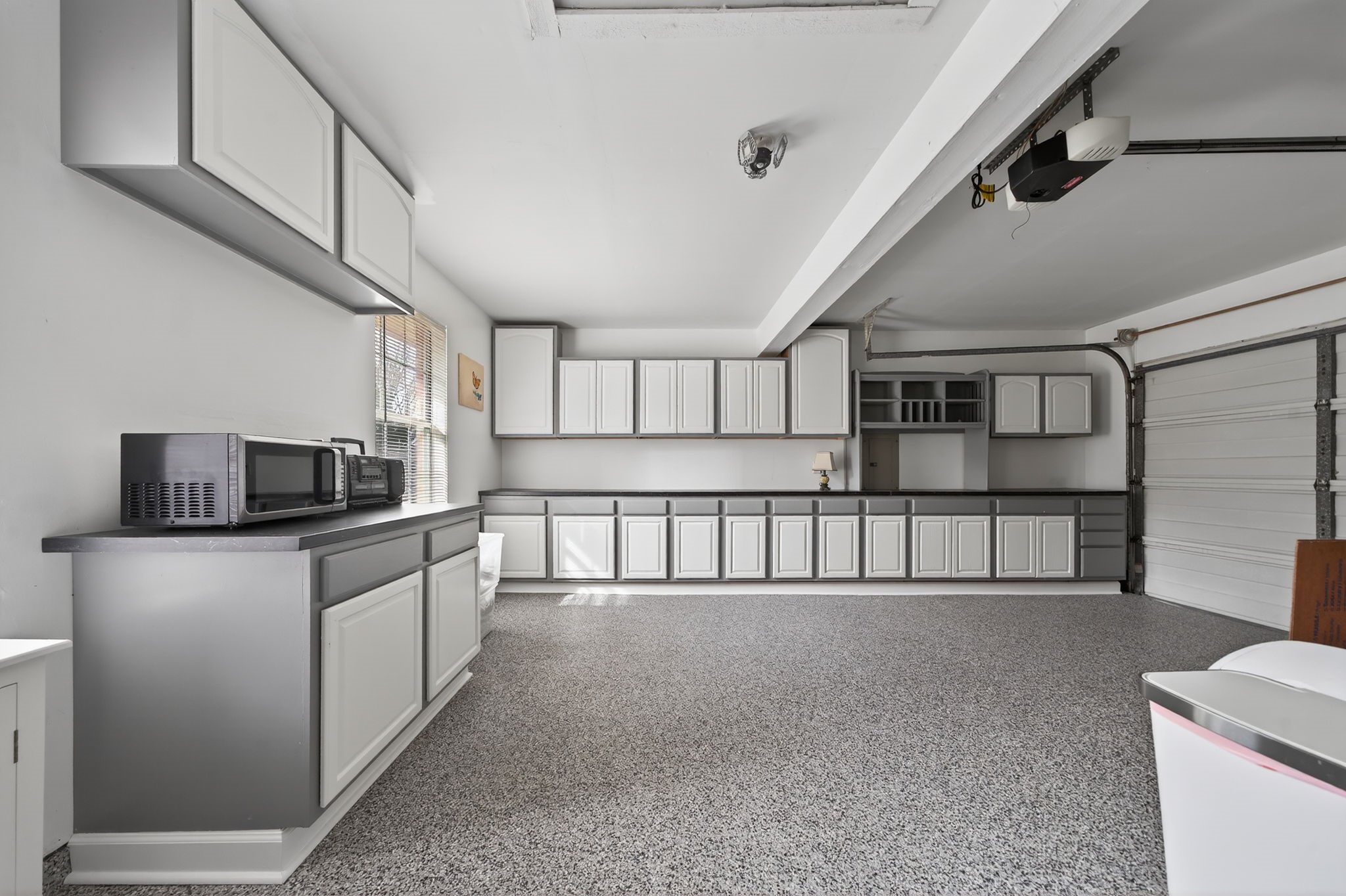 3415 Ivy Glen Drive