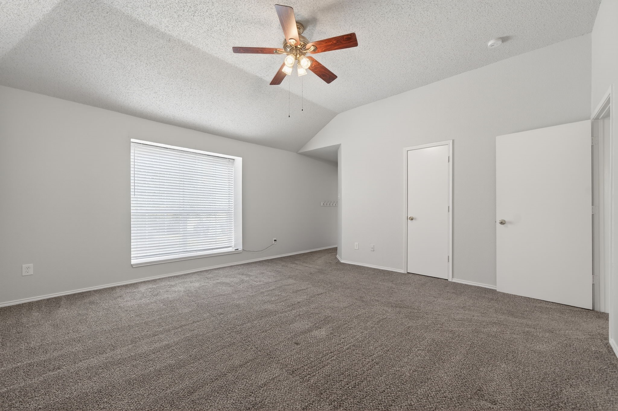 3415 Ivy Glen Drive