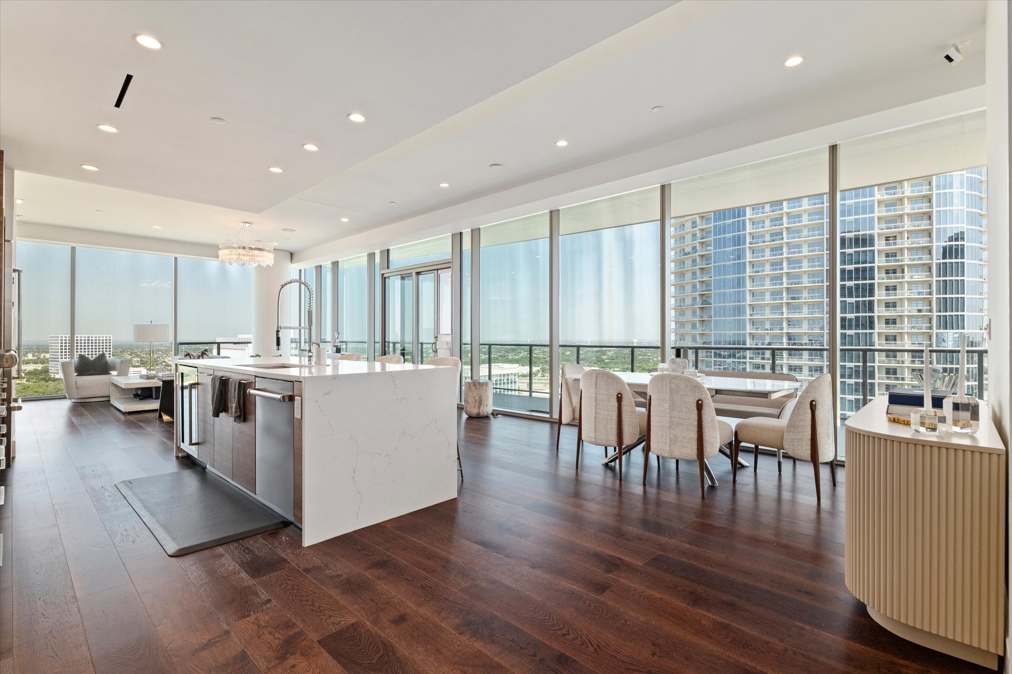 7901 Windrose Avenue 1701