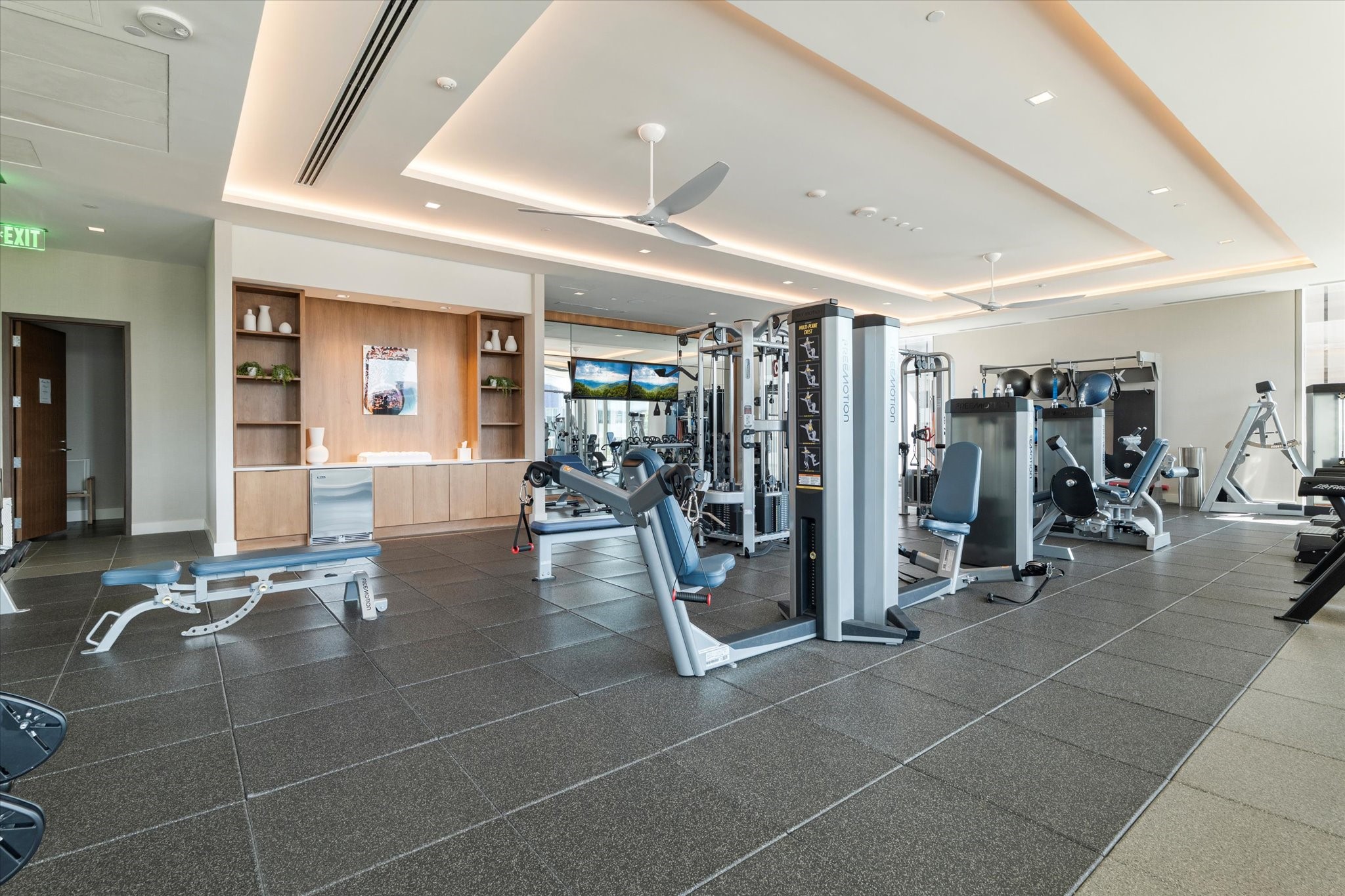 7901 Windrose Avenue 1701