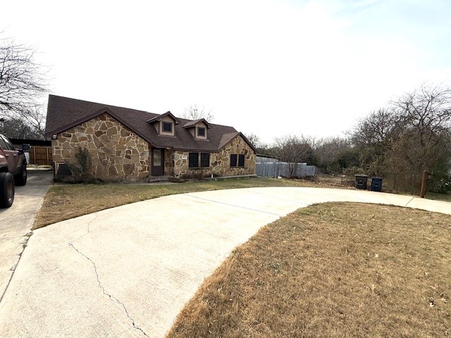 9525 Santa Clara Drive